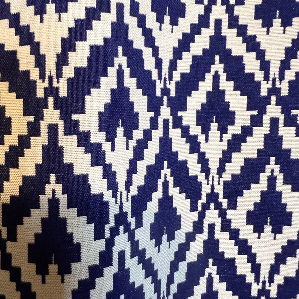 J. Crew Blue and White Printed A-Line Skirt fully lined. Size 2 - Picture 2 of 4